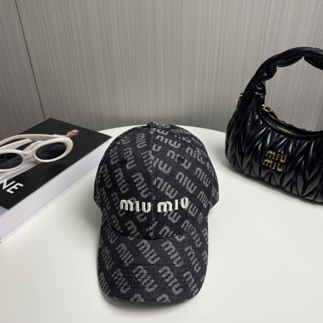 Miu Miu Caps